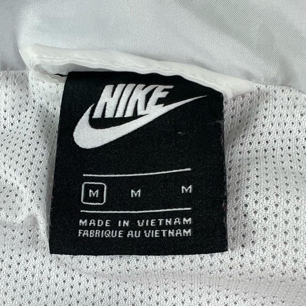 Mens Nike Windrunner Full Zip Jacket Size Medium White Black Silver CN8770 - Picture 6 of 11